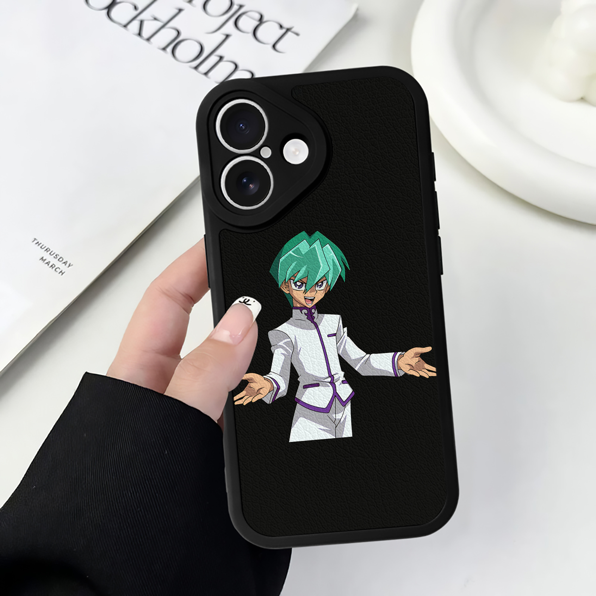 遊☆戯☆王 Yu-Gi-Oh! 【iPhone 16シリーズ対応】シリコンスマホケース（レザー調） 材質：シリコン